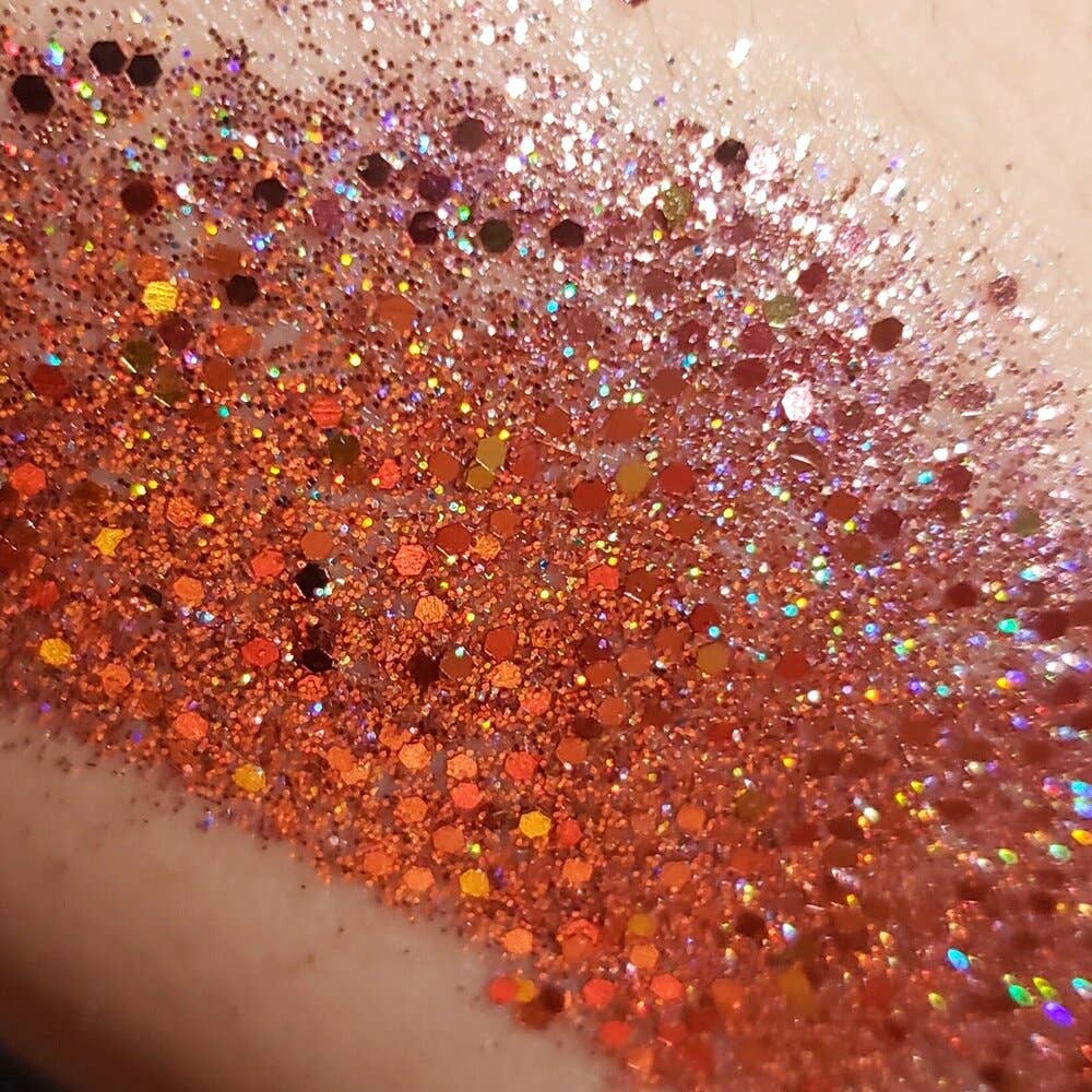 Calisto Body Glitter Rose Gold  Water-Resistant Plastic-free